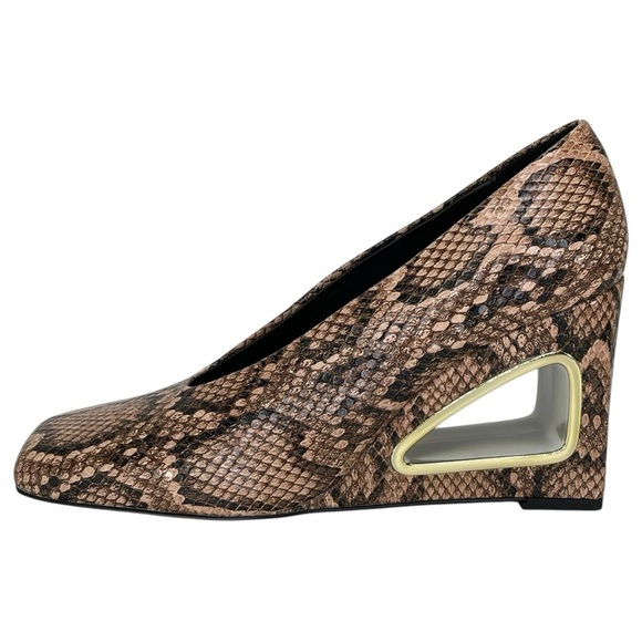Katy Perry Hollow Wedge Snake Print Womens Pump Size 8.5M - Picture 2 of 13